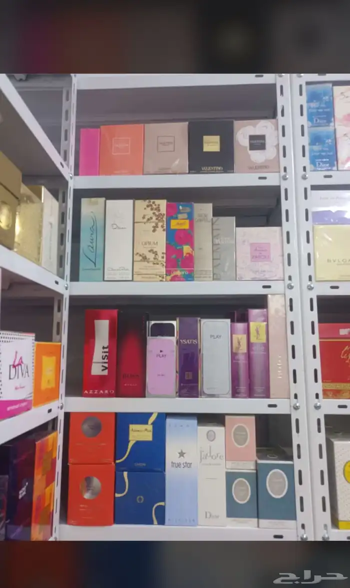 عطور نوفر جميع انواع العطور باشكالها وانواعها وبسعر الجملة 45