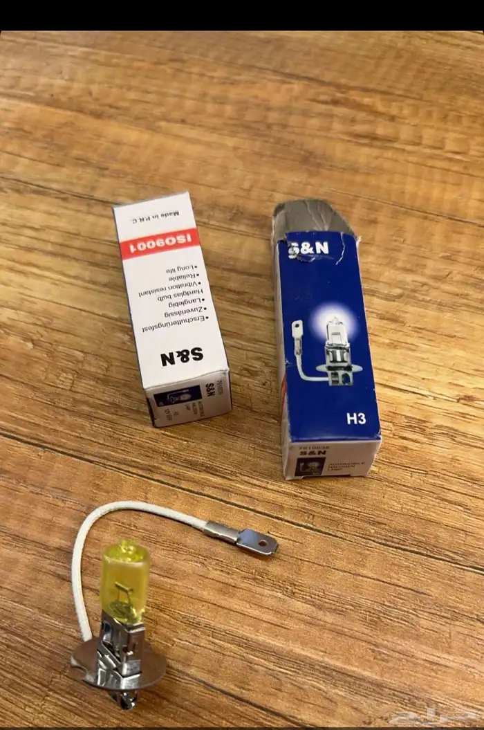 البيع قطع غيار مرسيدس 1