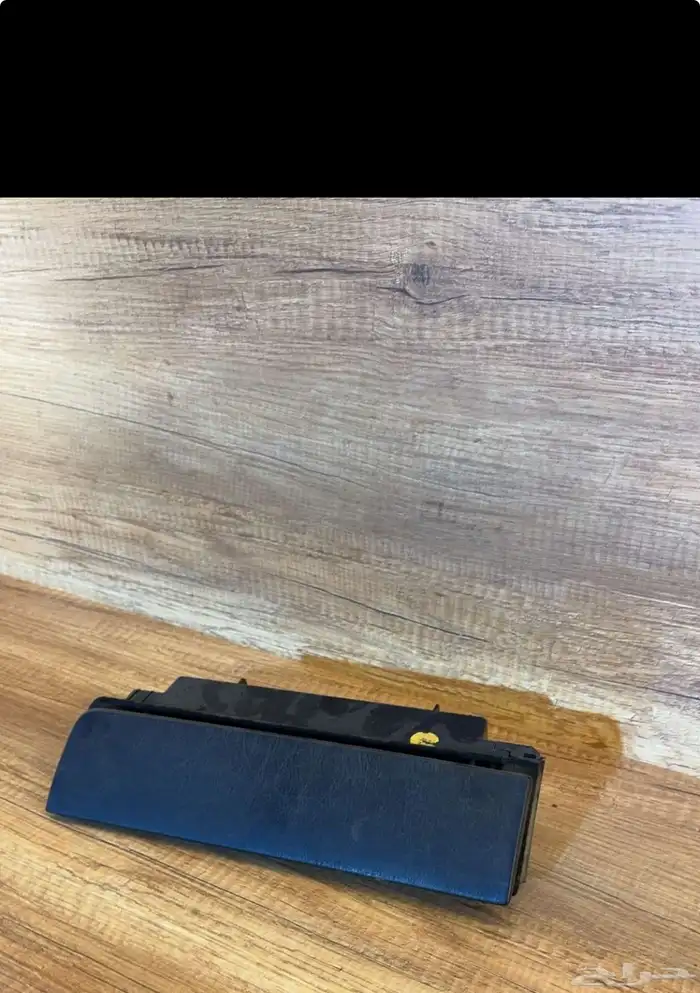 البيع قطع غيار مرسيدس 22