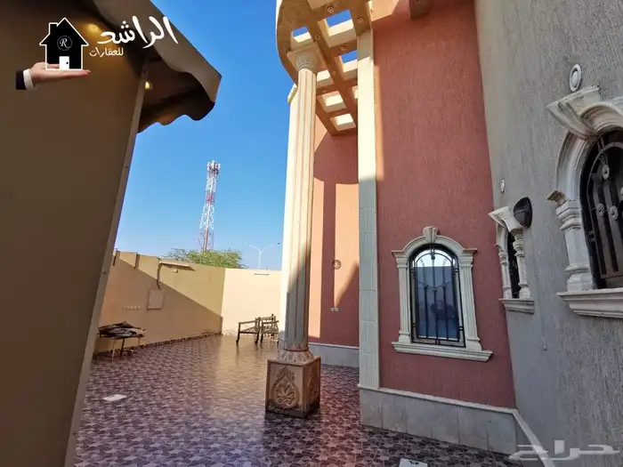 فيلا للبيع بحي الملك خالد بعنيزة 2