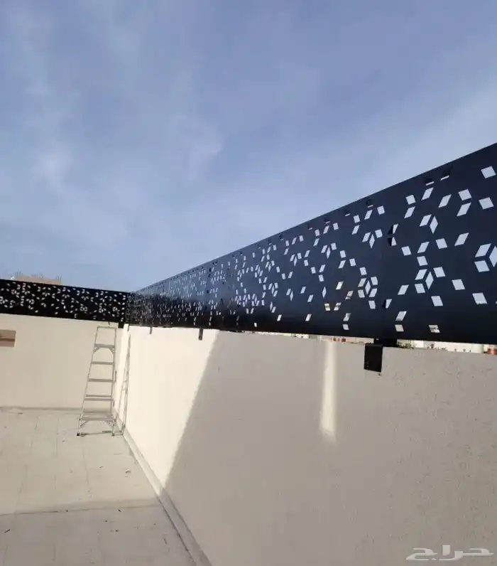 ساتر لكسان سواتر قص ليزر سواتر بديل خشب مظلات سيارات 0