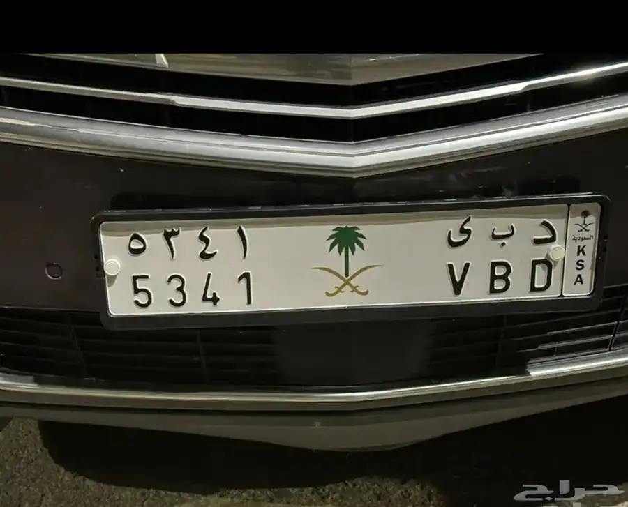للبيع قاعده لوحه طويله ملكيه لأغلب السيارات 85