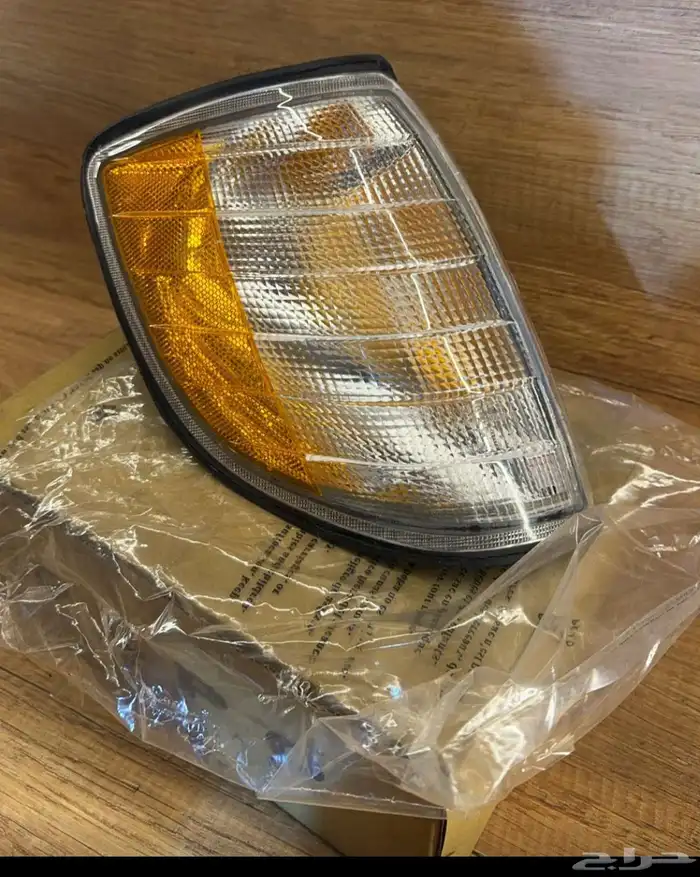 البيع قطع غيار مرسيدس 10