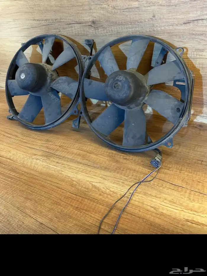 البيع قطع غيار مرسيدس 28