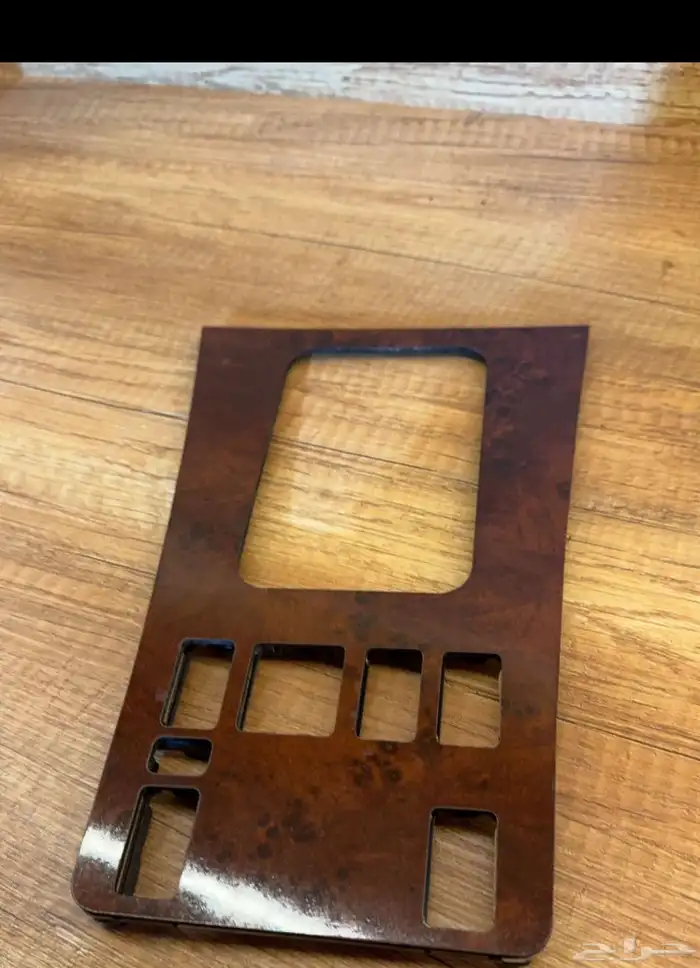 البيع قطع غيار مرسيدس 16