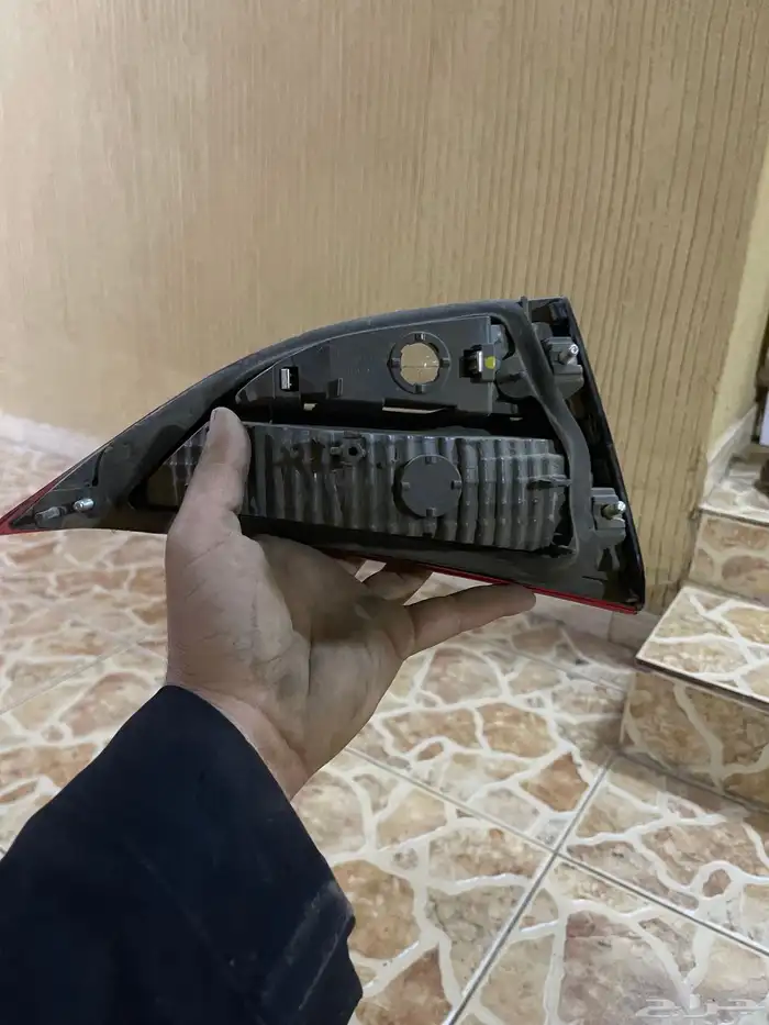 صدام امامي النترا-إسطبات الشنطه2-اسطب خلفي يسار-كشافات طقم 2
