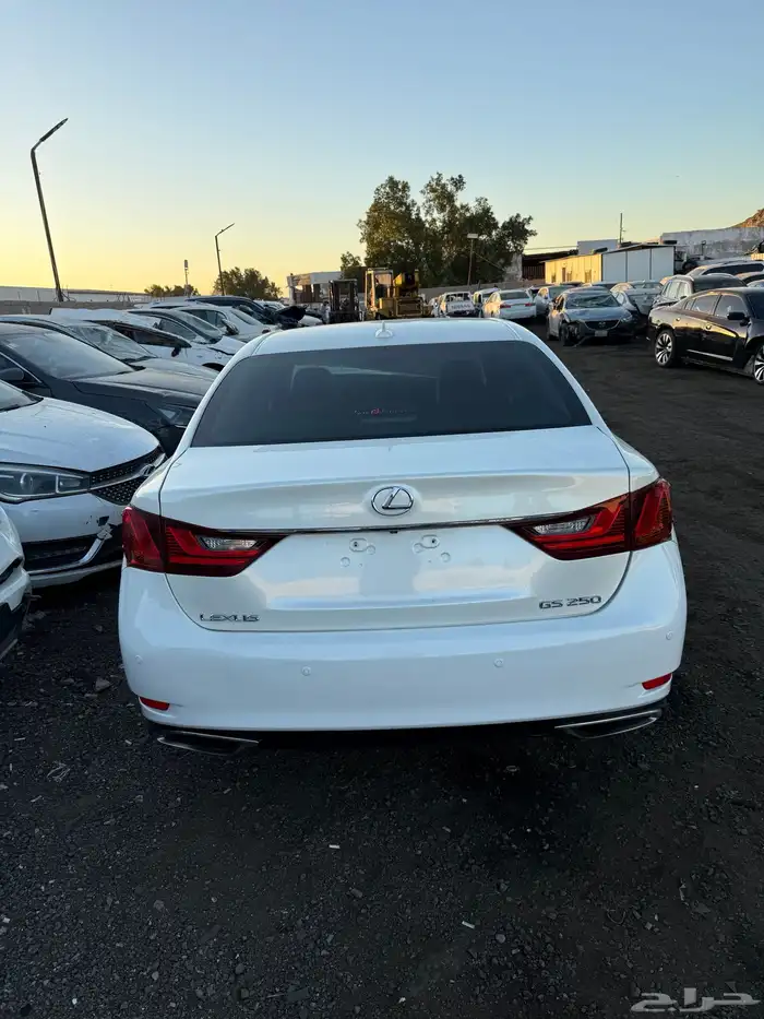 لكزس GS تشليح قطع غيار لكزس 0