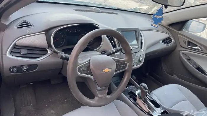 ماليبو 2017 قطع غيار في البحرين 19