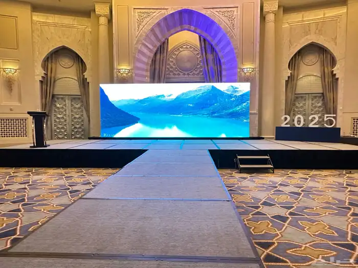 شاشه شاشات عرض LED بالمتر المربع والبوصة للايجار 7