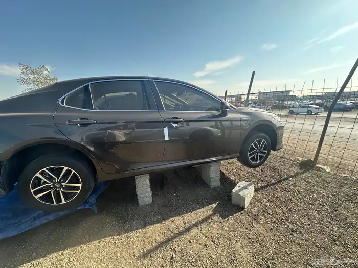 تشليح قطع غيار كامري من 2018 الى 2025 4