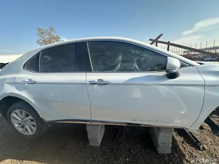 تشليح قطع غيار كامري من 2018 الى 2025 5