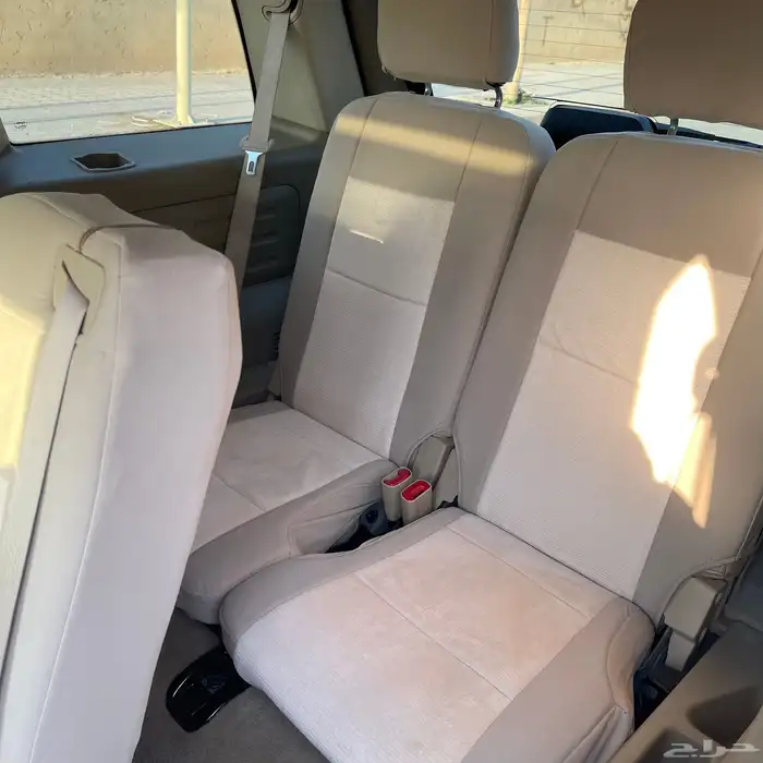 اكسبلورر V8 ليمتد 4X4 فل كامل ونظيف استخدام شخصي 20