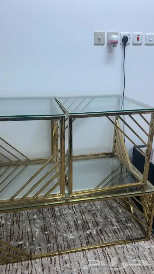طاولة قزاز مع خدمه 2 خاليه من العيوب جديده 1