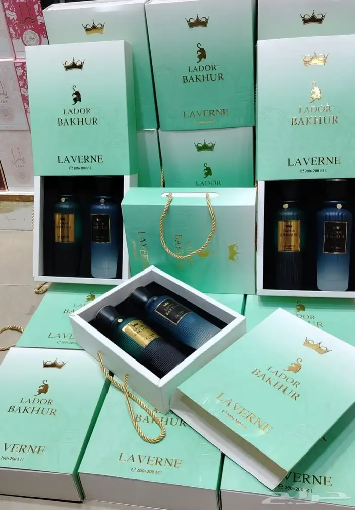 عطور نوفر جميع انواع العطور باشكالها وانواعها وبسعر الجملة 60