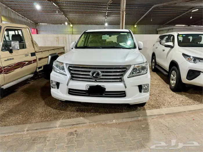 لكزس ((تم البيع))LX570 م2013 7