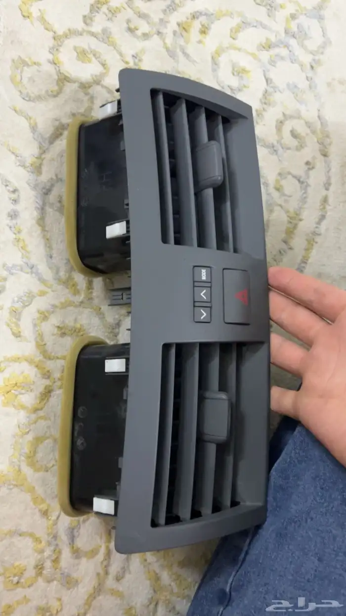 قطع غيار ريش مكيف كامري 2011 1