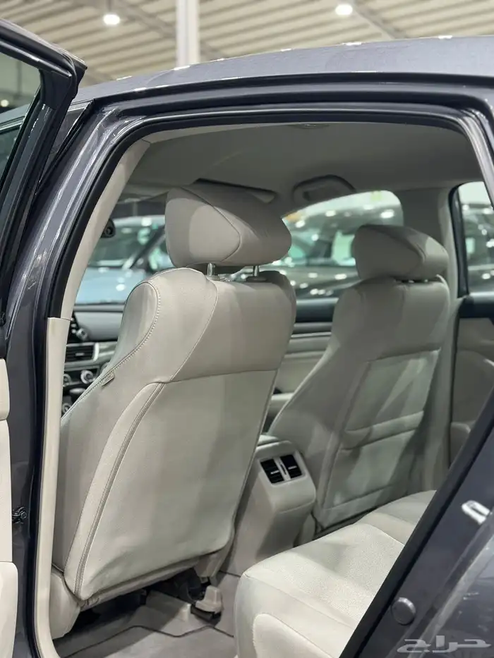 هوندا اكورد 2022 استاندر - عداد 45 الف كيلو فقط 6