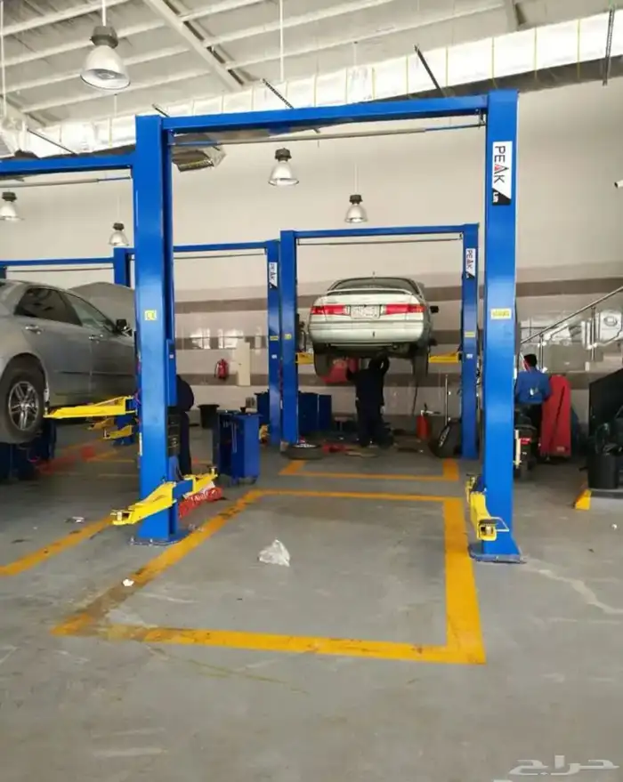 عدد معدات صناعيه للخدمات السيارات والبناشر والزيوت 5