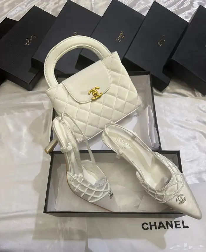 اطقم شانيل وطقم هرمز طقم ميو ميو ((( كعب مع شنطه 6