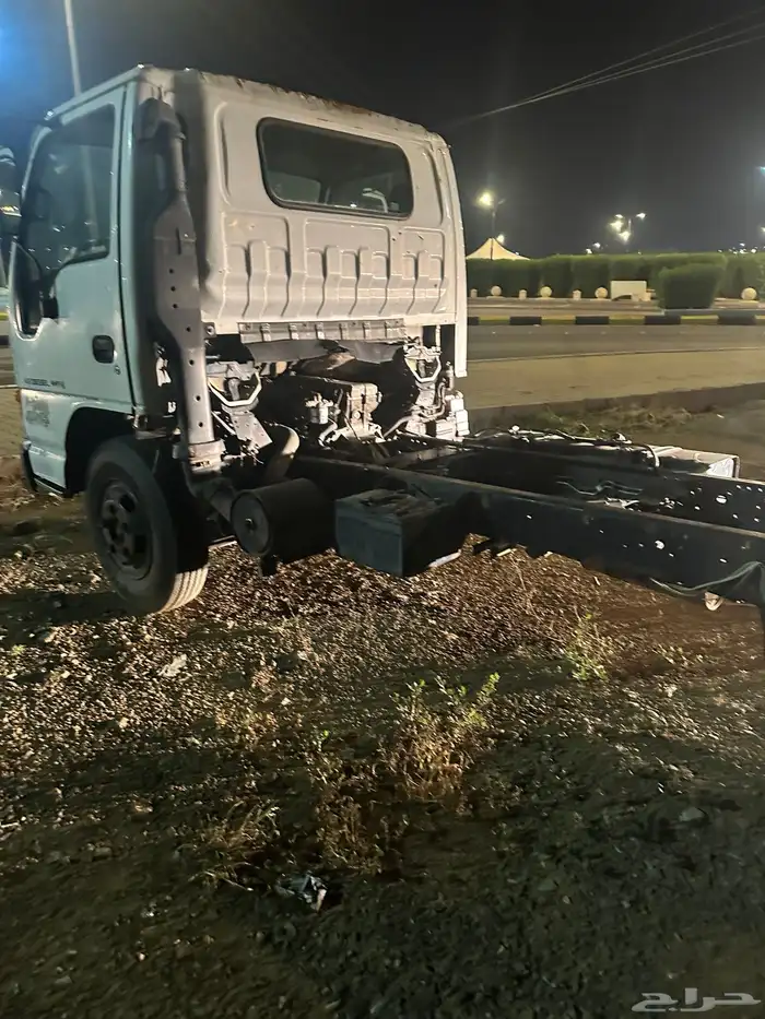 دينا اسيزو موديل 2001 8