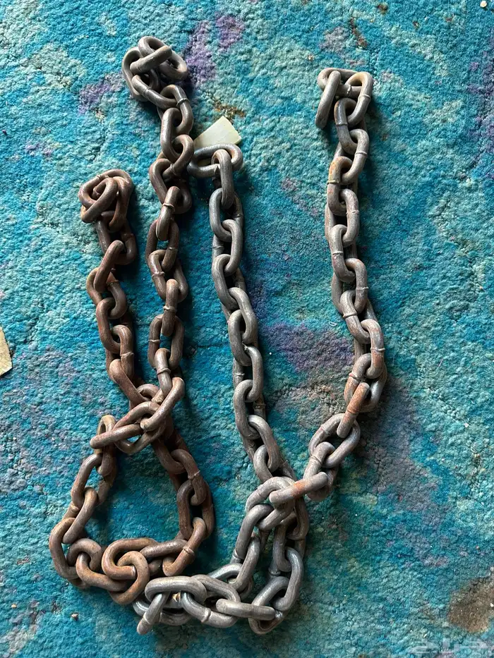 للبيع مجموعة مختلفة ومتنوعة من السلاسل جنزير جميع المقاسات 14