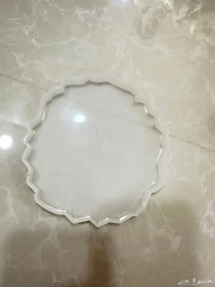 قوالب ريزن مستخدمه استخدام نضيف خاليه من العيوب او القطع 13
