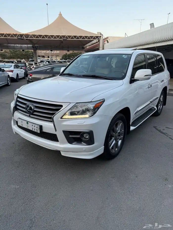 لكزس 2014 LX570 نظيف جدا 12