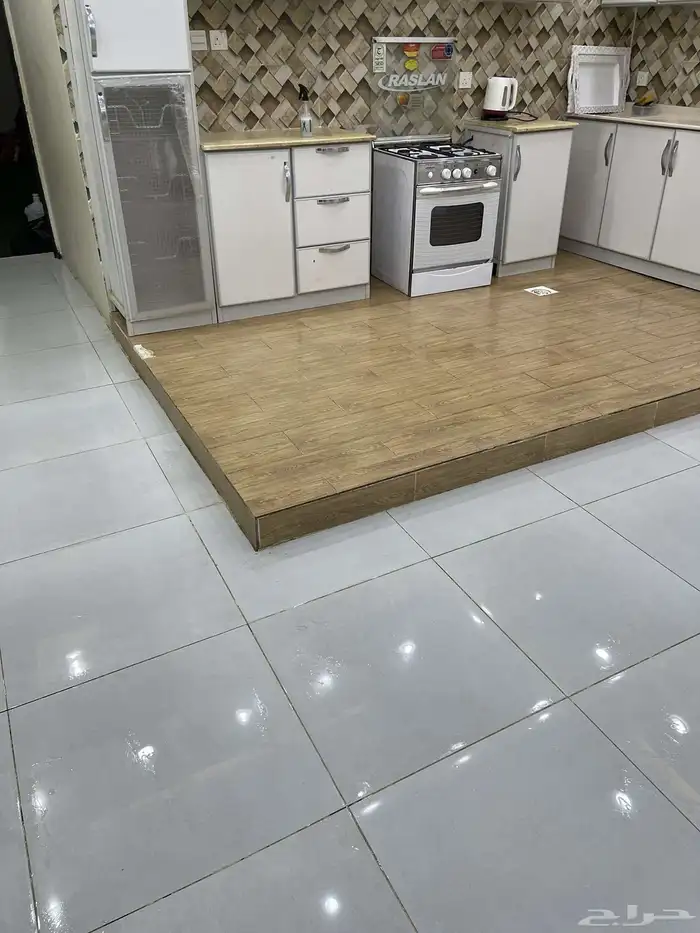 استراحه قسمين ومسبح ومجالس كبيره( تحطيم الاسعار) 20