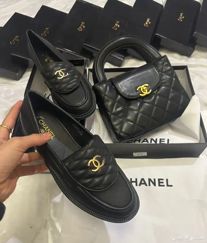 اطقم شانيل وطقم هرمز طقم ميو ميو ((( كعب مع شنطه 8