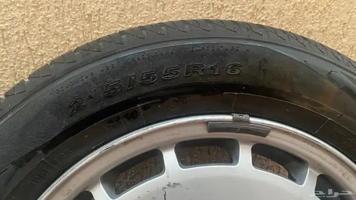 جنوط مرسيدس اثنين سود وواحد المنيوم 3