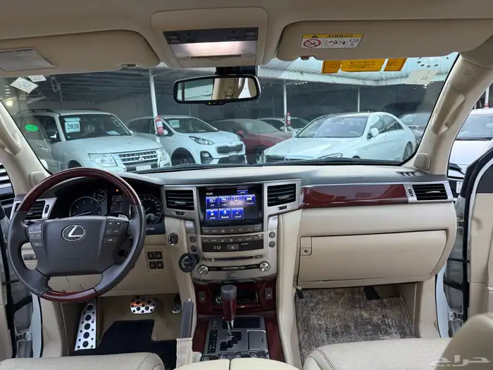لكزس 2014 LX570 نظيف جدا 26