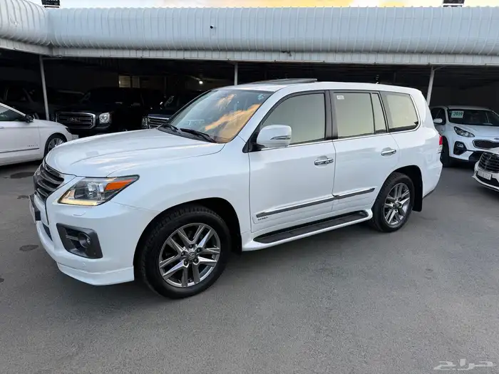 لكزس 2014 LX570 نظيف جدا 1
