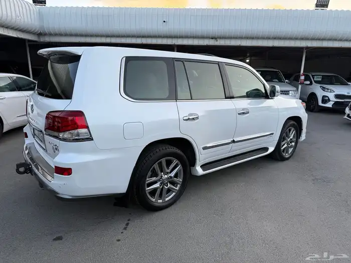 لكزس 2014 LX570 نظيف جدا 6