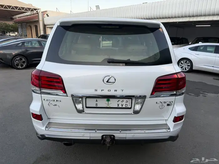 لكزس 2014 LX570 نظيف جدا 4