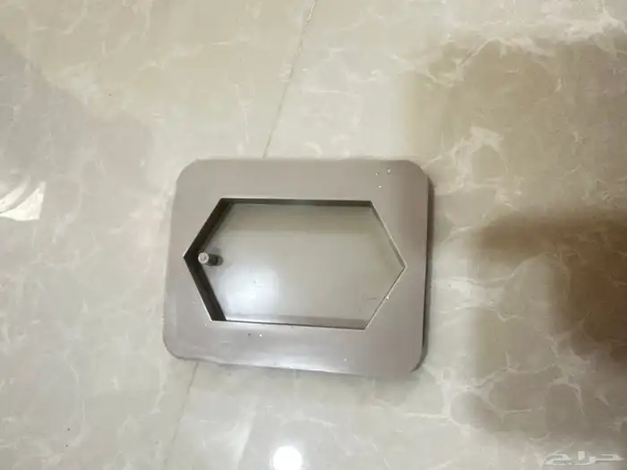 قوالب ريزن مستخدمه استخدام نضيف خاليه من العيوب او القطع 3