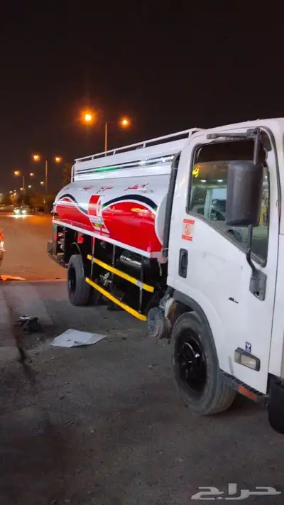 وايت وائت صهريج تنكر ديزل محروقات للإيجارشهري احجام متنوعه 0