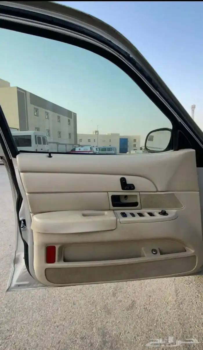 فورد فكتوريا2011 9