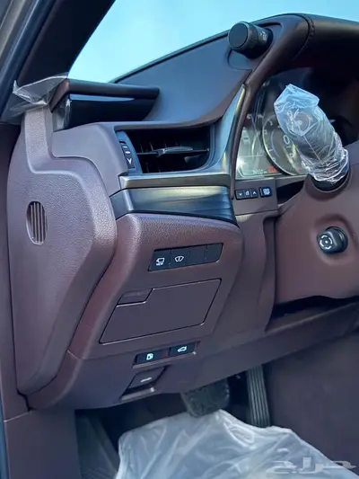 لكزس ES 350 فئة DD موديل 2021 3