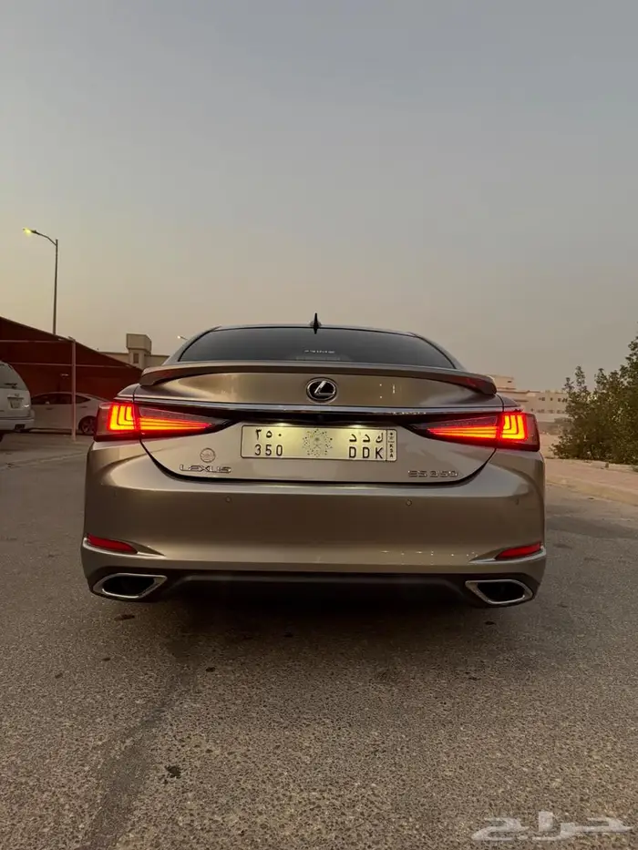 لكزس ES 350 فئة DD موديل 2021 11