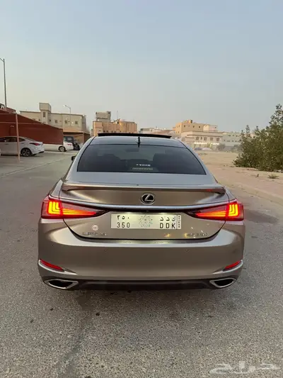 لكزس ES 350 فئة DD موديل 2021 12