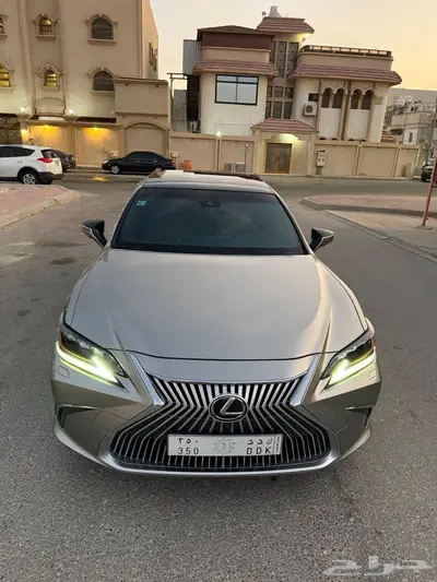 لكزس ES 350 فئة DD موديل 2021 10