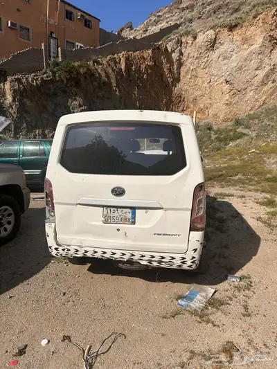 للبيع دباب ليفان 4