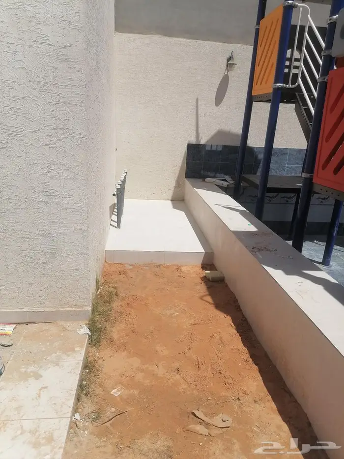 مبلط سراميك وبورسلين شغال بالمزان الليزر ودقه عاليه وتكسير 8