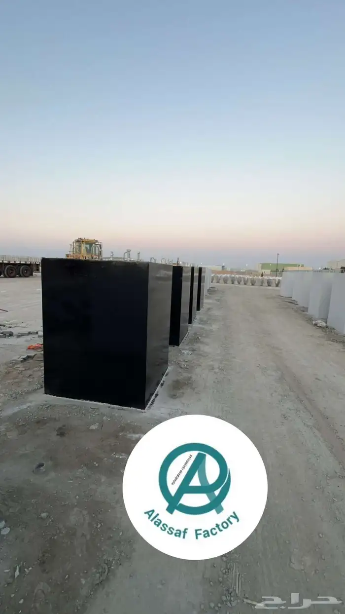 حواجز خرسانية سفتي قواعد اعمدة الاناره 3