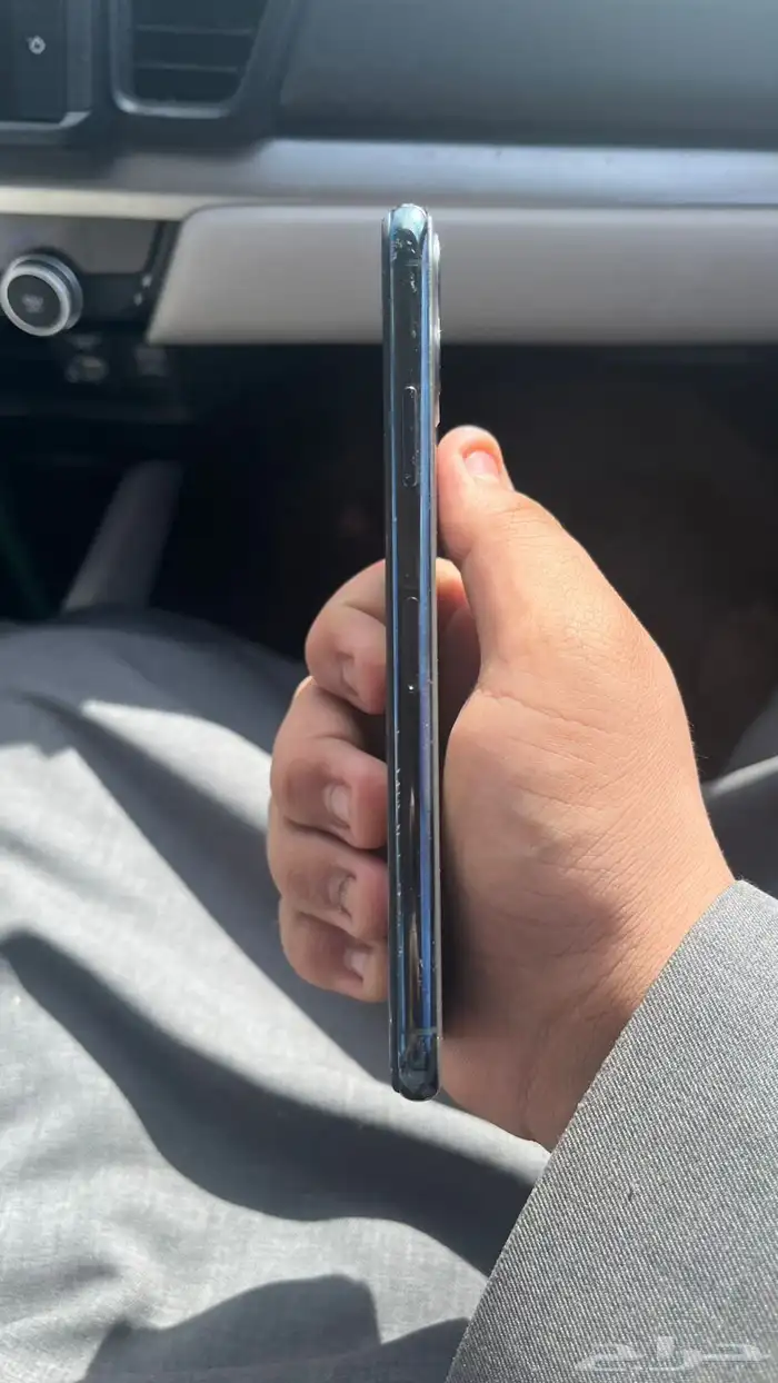 آيفون 11 برو ماكس 8