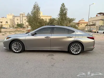 لكزس ES 350 فئة DD موديل 2021 21
