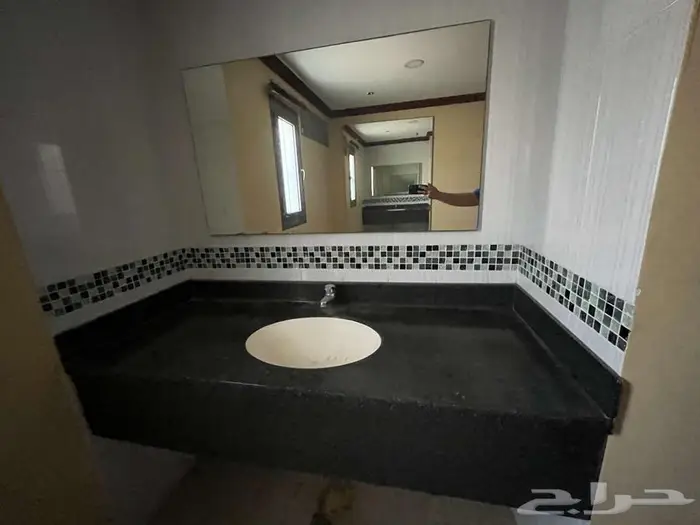 مغاسل رخام و خشب مستخدم 4