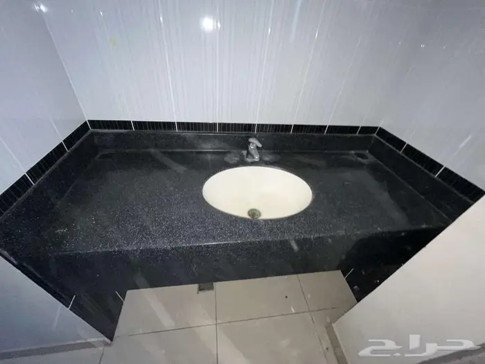 مغاسل رخام و خشب مستخدم 5