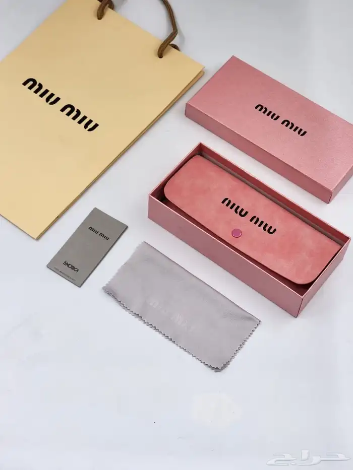 نظارات ميو ميو  MIU MIU شمسيه 7