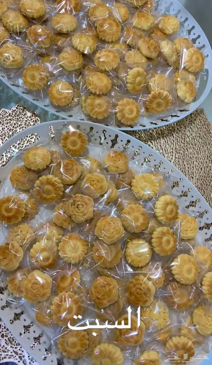معمول على شكل وردات فرش وطري بالبر والدقيق الأبيض شغل فاخر 4